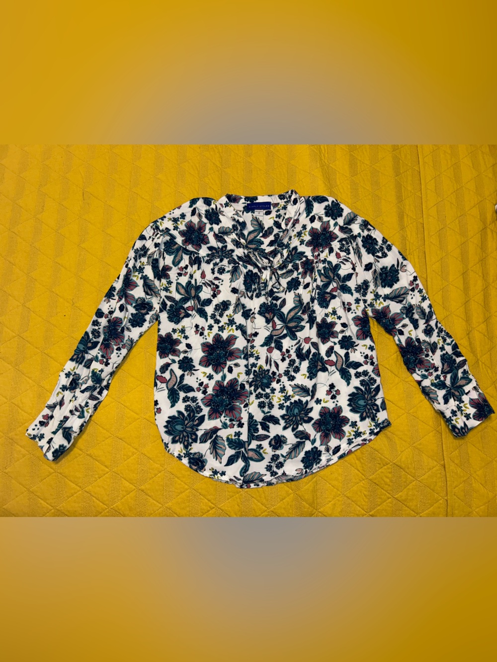 Simply Styled Floral Blouse – Long Sleeve – Size L